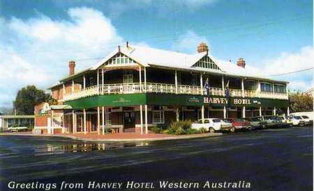 Harvey Hotel - Accommodation Gladstone 0