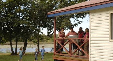 Discovery Holiday Parks - Lake Kununurra - Accommodation Gladstone 1