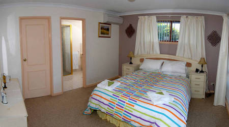 Amore Beach Retreat - Accommodation Gladstone 3