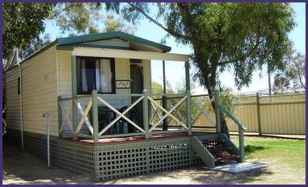 Batavia Coast Caravan Park - Accommodation Gladstone 2
