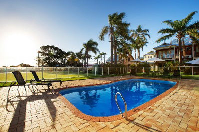 The Royal Palms Residence And Resort - Accommodation Gladstone 0