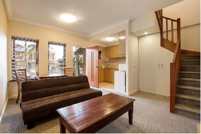 The Royal Palms Residence And Resort - Accommodation Gladstone 5