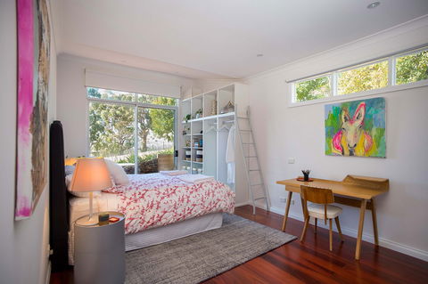 Altamira Retreat - Accommodation Gladstone 2