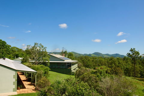 Amamoor Lodge - Accommodation Gladstone 0