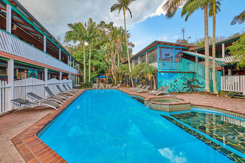 Arts Factory Lodge - Accommodation Gladstone 0