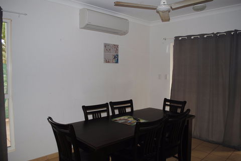 East Arnhem Real Estate - 6A Isal - Accommodation Gladstone 1