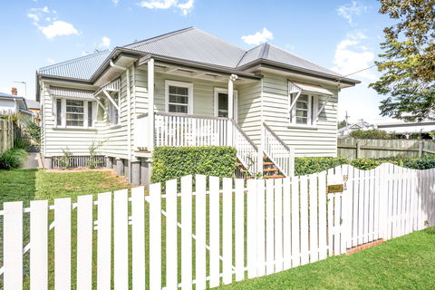 Keeler Cottage - Accommodation Gladstone 1