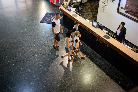 Mercure Kakadu Crocodile Hotel - Accommodation Gladstone 1