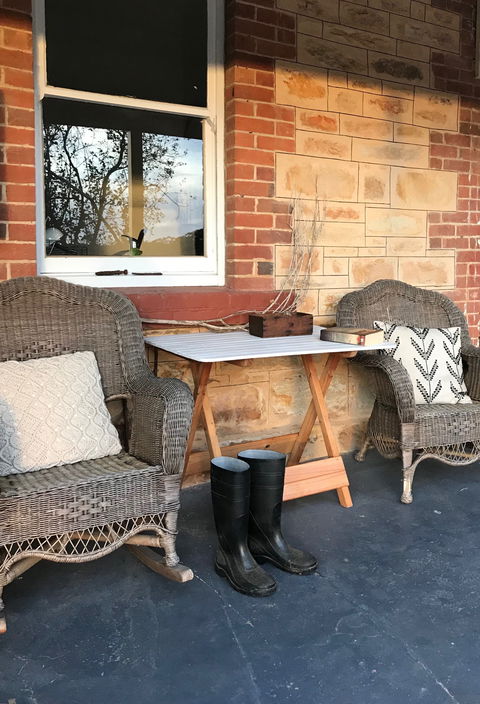 Ode To The Orchard - Accommodation Gladstone 1