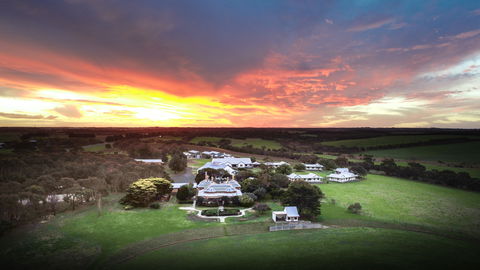 Suma Park Estate - Accommodation Gladstone 0