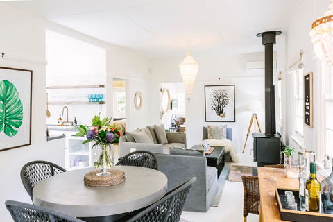The Greenhouse  Retreat Pearl Beach - Accommodation Gladstone 2