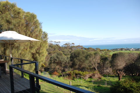 Thorn Park On The Island - Accommodation Gladstone 0
