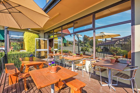 Village Family Motor Inn - Accommodation Gladstone 1