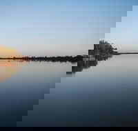 Washpool Retreat- Waterfront Living - Accommodation Gladstone