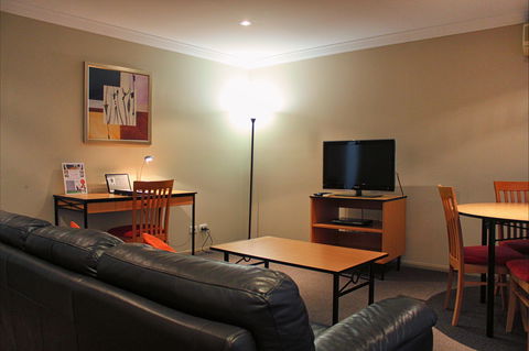 Wollongong Serviced Apartments - Accommodation Gladstone 2