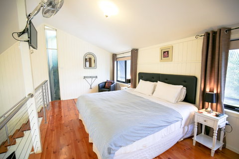 Allambie Cottages - Accommodation Gladstone 0