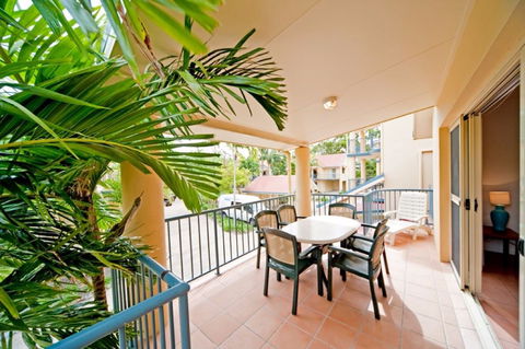At Beach Court Holiday Villas - Accommodation Gladstone 1