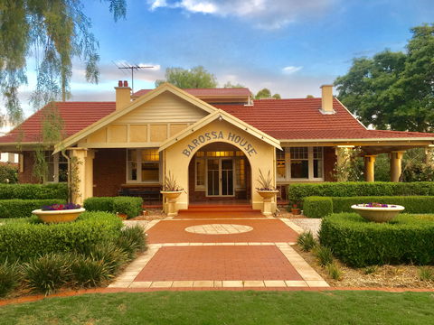 BAROSSA  HOUSE - Accommodation Gladstone 0