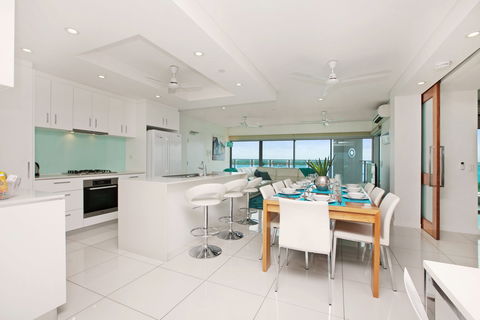 Beachlife Sea Spray Apartment - Accommodation Gladstone 1