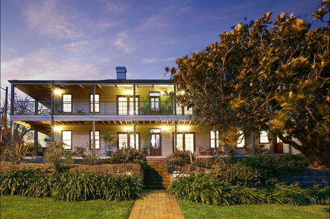 Bellevue Accommodation (The Bellevue Kiama) - Accommodation Gladstone 0