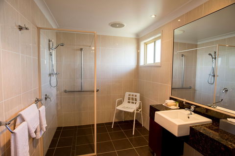Best Western Plus All Settlers Tamworth - Accommodation Gladstone 2