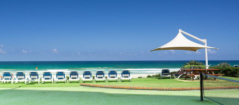 Breakers North - Absolute Beach Front Holiday Apartments - Accommodation Gladstone 0