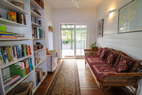By The Beach At Catho - Accommodation Gladstone 1
