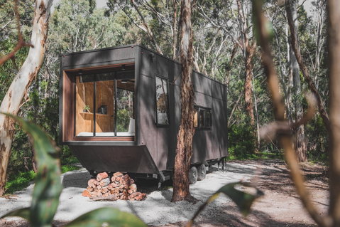 CABN Chloe - Blewitt Springs - Accommodation Gladstone 0