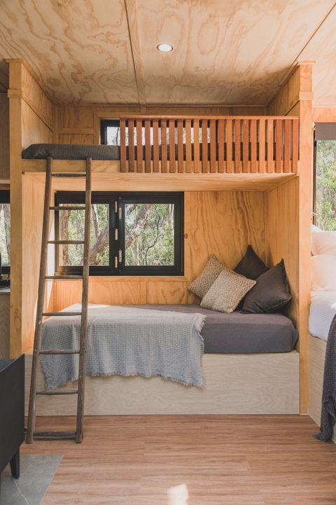 CABN Chloe - Blewitt Springs - Accommodation Gladstone 2