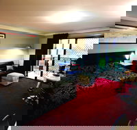Cattleman's Country Motor Inn and Serviced Apartments - Open with Room Service - Accommodation Gladstone