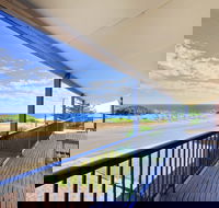 Century 21 SouthCoast Beach House at Moana - Accommodation Gladstone