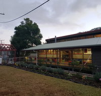 Christmas Creek Cafe and Cabins - Accommodation Gladstone