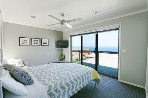 Eagle Heights Holiday Units - Panorama Units - Accommodation Gladstone 2
