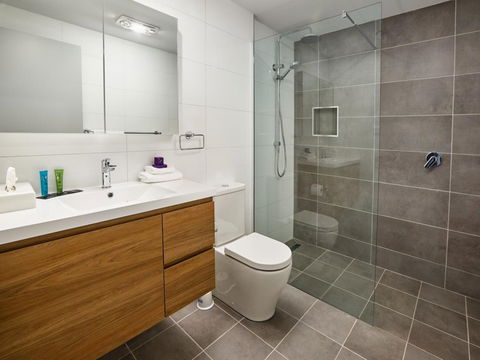 East Maitland Executive Apartments - Accommodation Gladstone 2