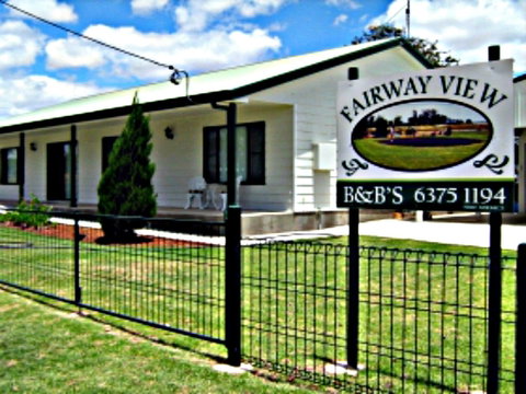 Fairway View Cottage - Accommodation Gladstone 0