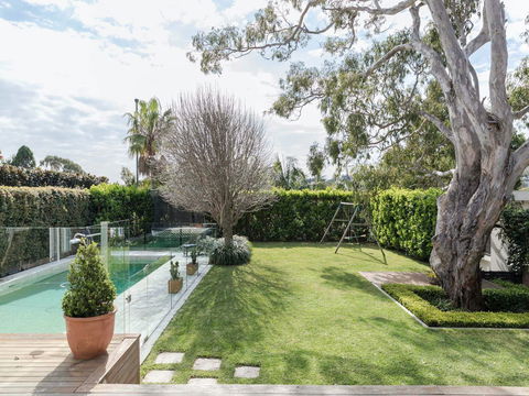 Hamptons At Nielsen Park - Accommodation Gladstone 1
