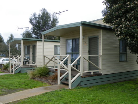 Hamilton Caravan Park - Accommodation Gladstone 1