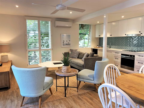 Hastings Beach Houses, The - Accommodation Gladstone 2