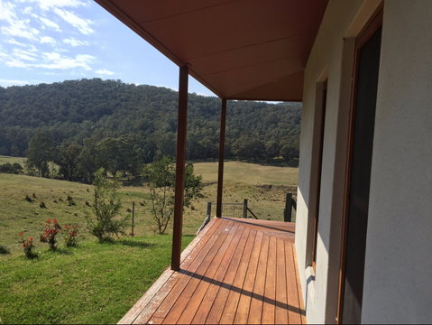 Highland Cattle Farm Stay - Accommodation Gladstone 0