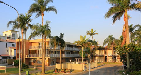 Jadran Motel And El Jays Holiday Lodge - Accommodation Gladstone 0