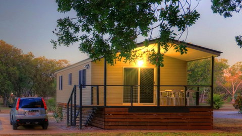 Katherine Holiday Park - Accommodation Gladstone 1
