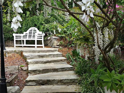 Loxley On Bellbird Hill - Accommodation Gladstone 0