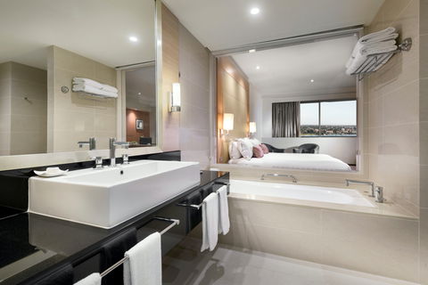 Pan Pacific Perth - Accommodation Gladstone 2