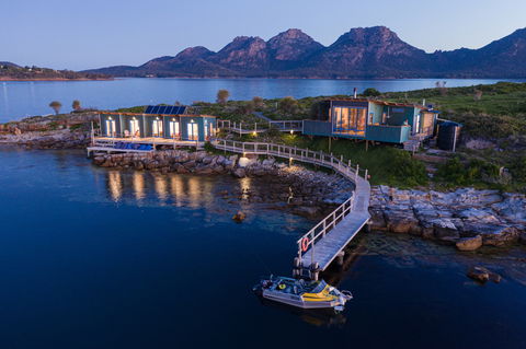 Picnic Island - Accommodation Gladstone 0