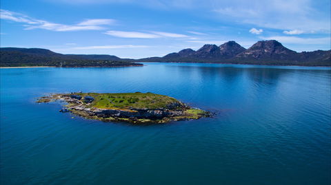 Picnic Island - Accommodation Gladstone 2