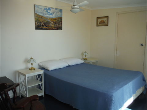 Reef Point - Accommodation Gladstone 2