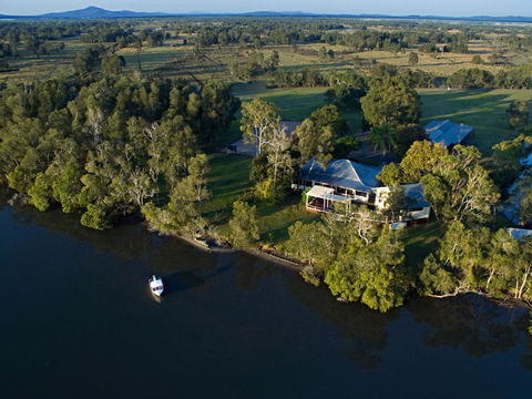 Riverside Holiday Retreat Yamba - Accommodation Gladstone 0