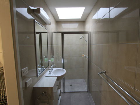 Ryley Motor Inn - Accommodation Gladstone 2