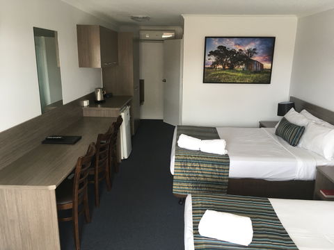 Sugar Country Motor Inn - Accommodation Gladstone 2