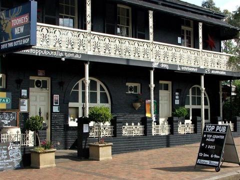 Top Pub - Accommodation Gladstone 0